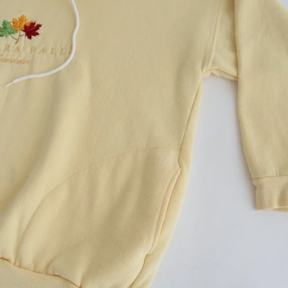Vintage Sportsman Pastel Yellow Embroidered Niagara Falls Canada Leaf Pullover S - Picture 6 of 11